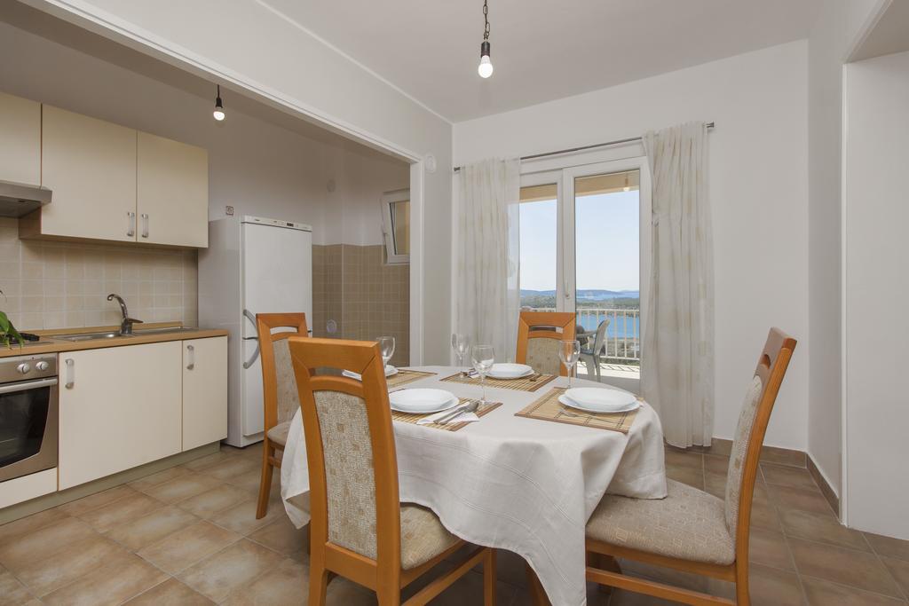 שיבניק Bulat Sea View Apartments מראה חיצוני תמונה