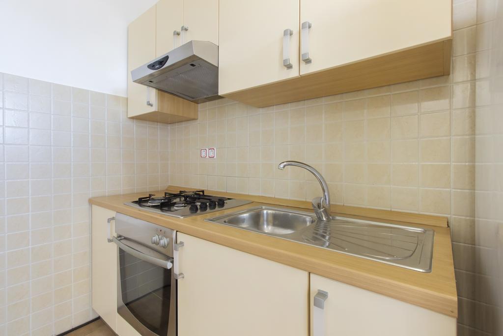 שיבניק Bulat Sea View Apartments מראה חיצוני תמונה