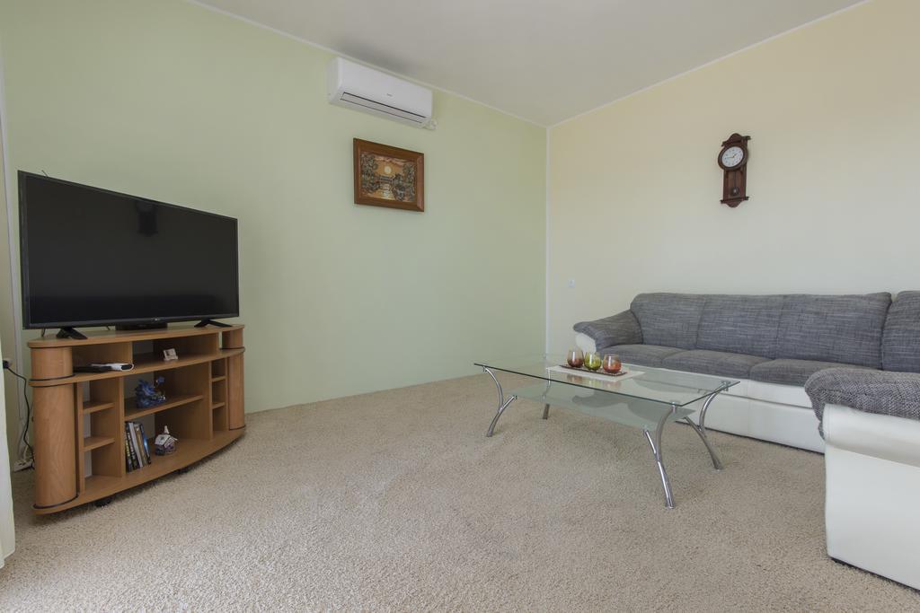 שיבניק Bulat Sea View Apartments מראה חיצוני תמונה